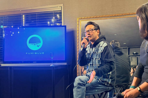 伝統と革新の色彩。「高岡銅器」伝統工芸士 折井宏司氏|第4回 FUMIBLUE SALONレポート