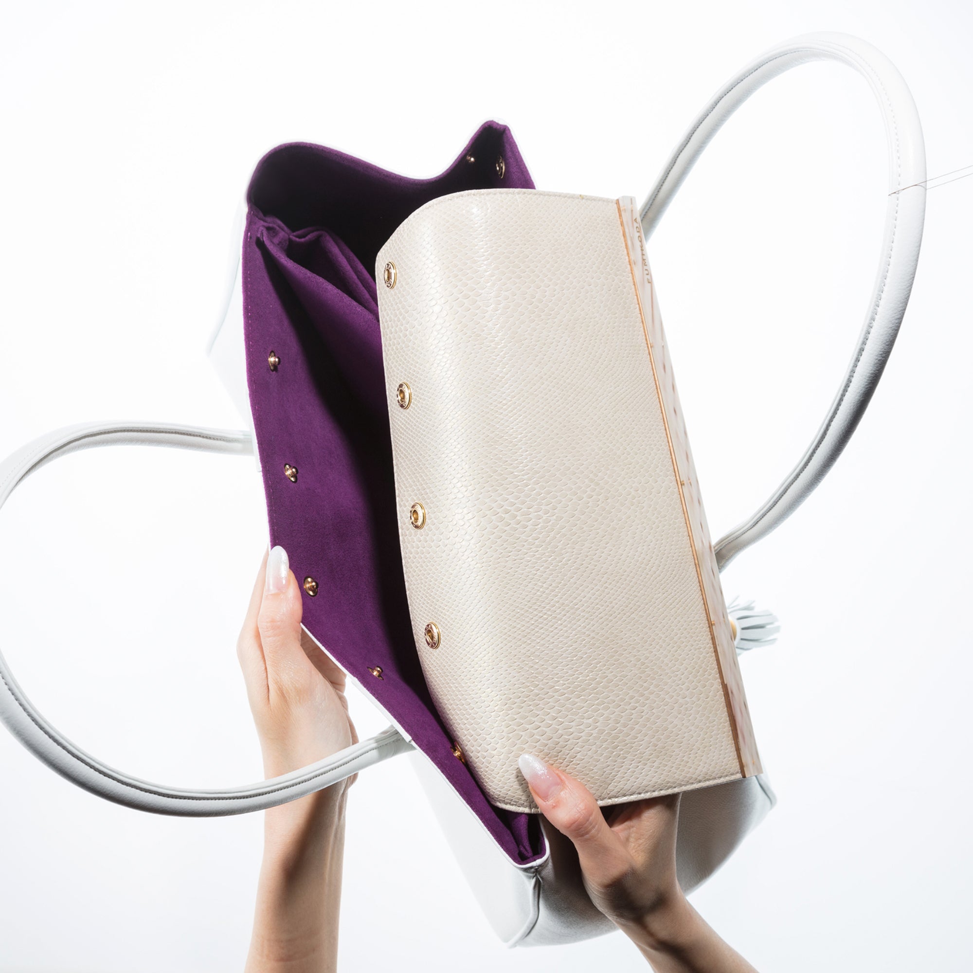 ARIANNA:フラップ付ショルダーバッグ