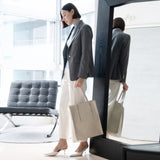 GENE: Zipper vertical tote bag