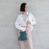 HELEN:マチ付きクロスボディバッグ