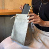 HELEN:マチ付きクロスボディバッグ