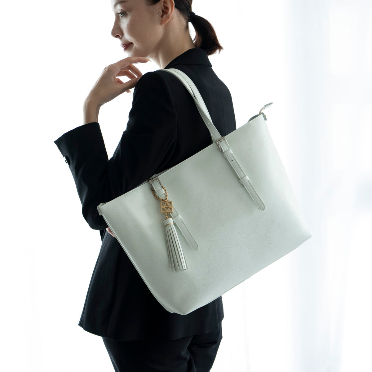 大人気 日本未入荷 Gina Tricot トートバッグ 1.jpg