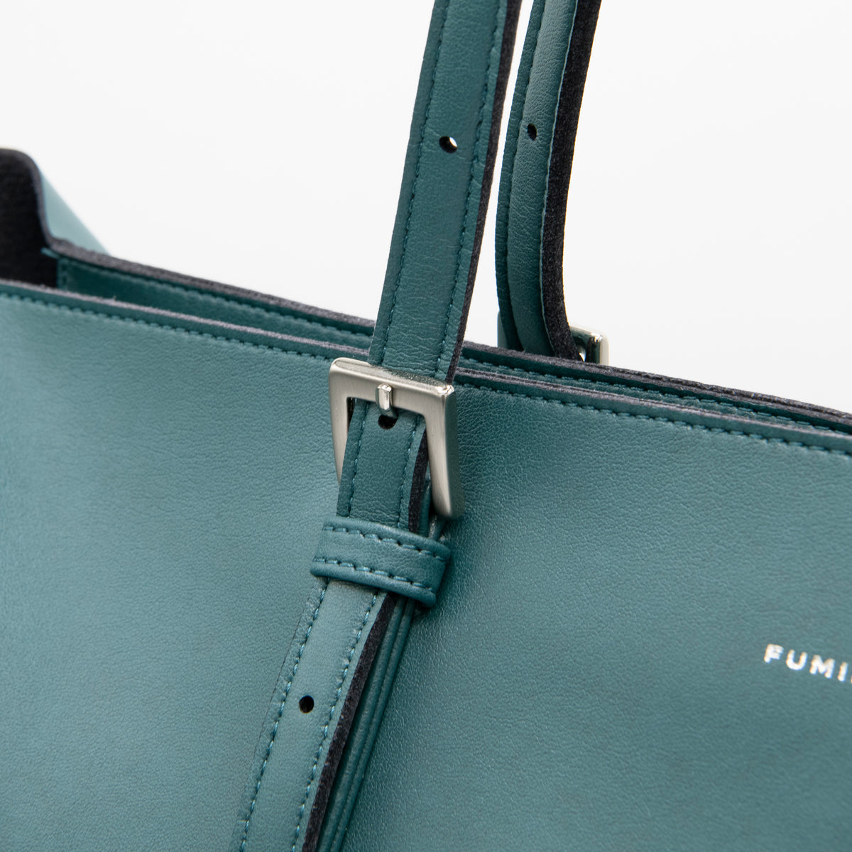 取引先の印象を高める 使いやすさを極めたビジネスバッグ – FUMIKODA