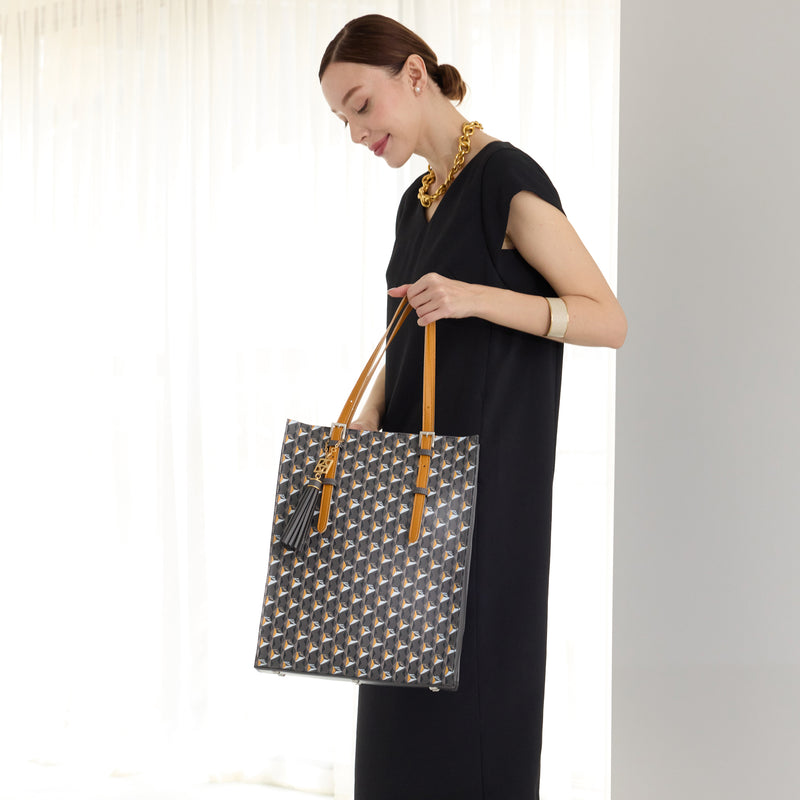 GENE：Zippered vertical tote bag