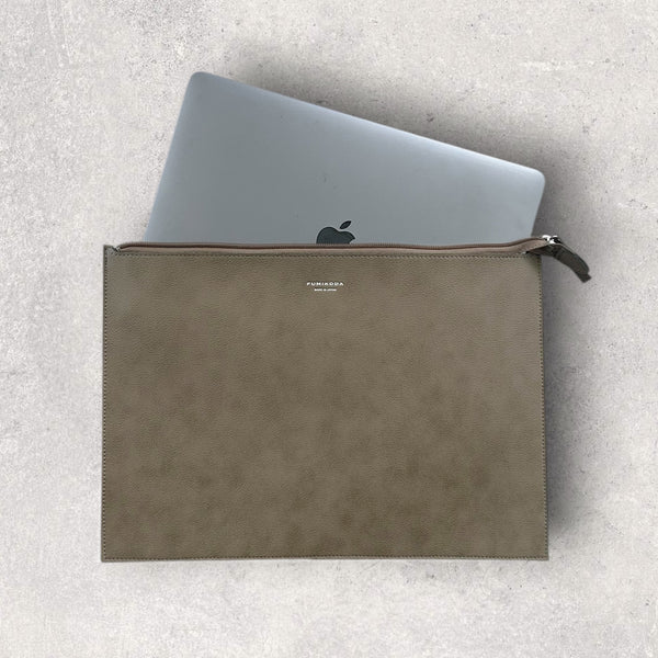 ノートPCケース：LEO