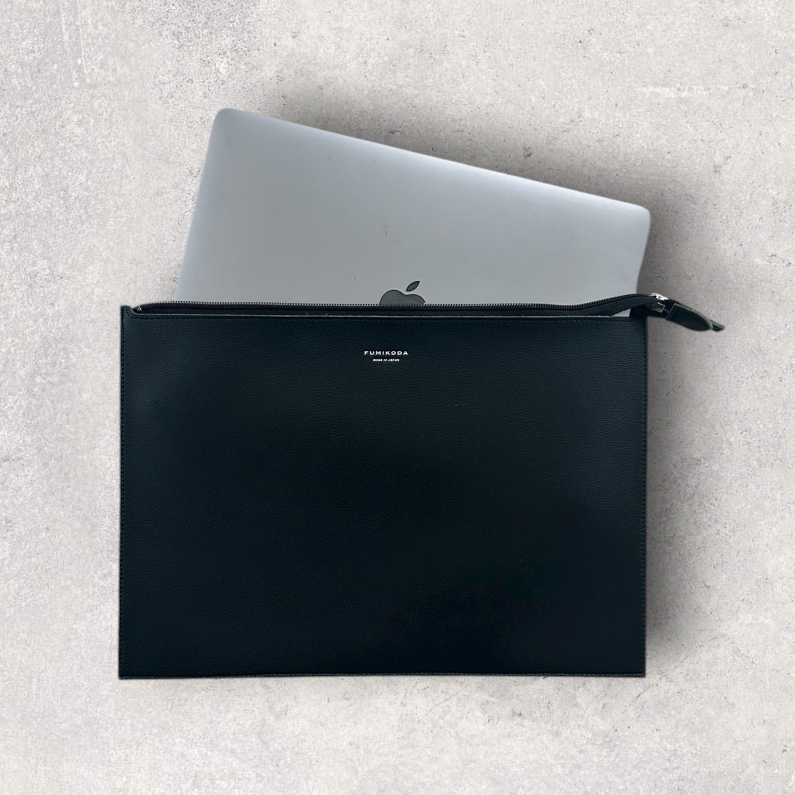 ノートPCケース PC ノートPCケース：LEO – FUMIKODA
