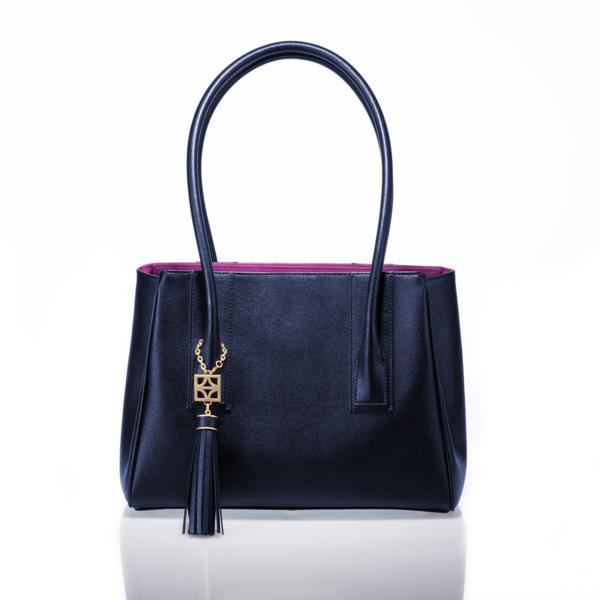 ARIANNA II: Shoulder bag with flap (S)